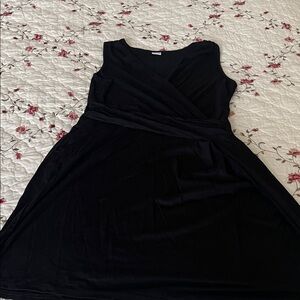 Elegant Black Sleeveless Dress